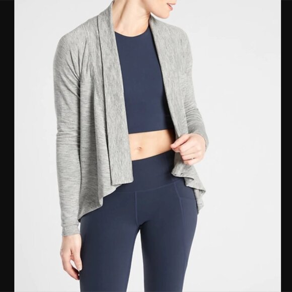 Athleta Sweaters - Athleta Nirvana Wear Two Ways Wrap Cardigan Womens Small Gray Open Front
